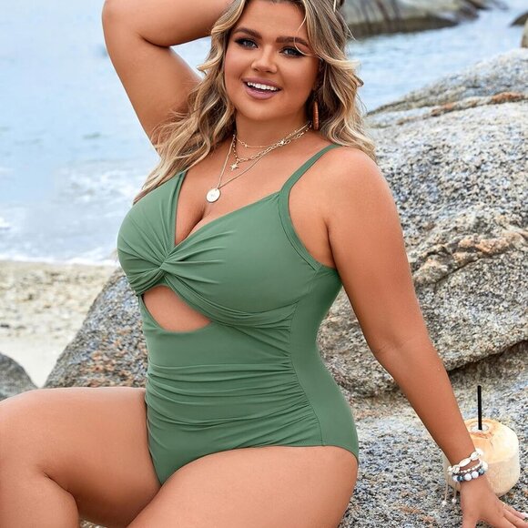 Women's Plus Size Tummy Control One Piece Swimsuit with Twist Front and Ruched D - Picture 5 of 8